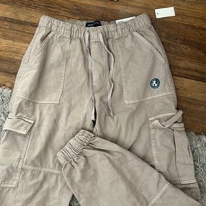 nwt baggy cargo pants